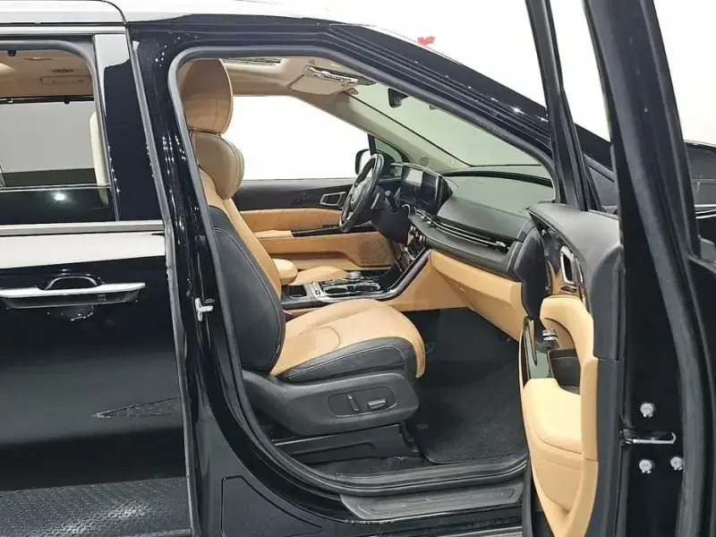 2021 Kia Carnival с пробегом 152 922 км