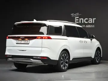 2021 Kia Carnival с пробегом 67 843 км