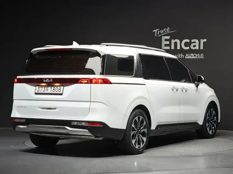 2021 Kia Carnival с пробегом 67 843 км