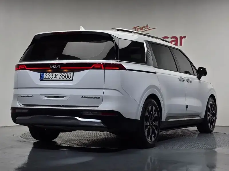 2021 Kia Carnival с пробегом 128 238 км