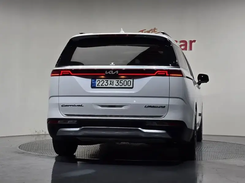 2021 Kia Carnival с пробегом 128 238 км