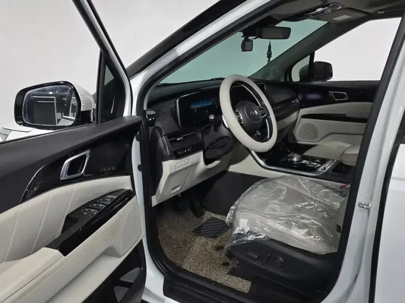2021 Kia Carnival с пробегом 128 238 км