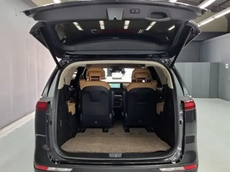 2022 Kia Carnival с пробегом 59 000 км