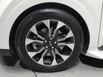 2022 Kia Carnival с пробегом 77 238 км