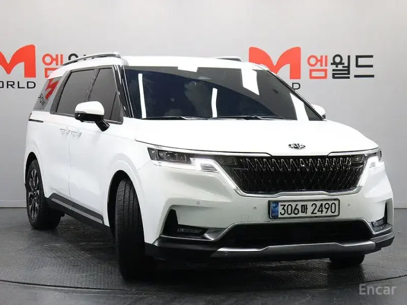 2021 Kia Carnival с пробегом 48 000 км