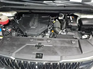 2022 Kia Carnival с пробегом 77 238 км