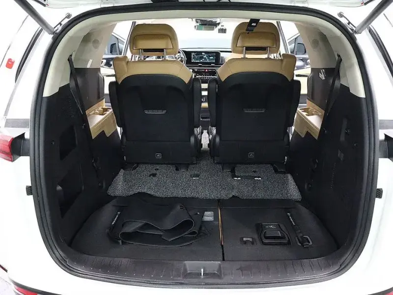 2021 Kia Carnival с пробегом 48 000 км