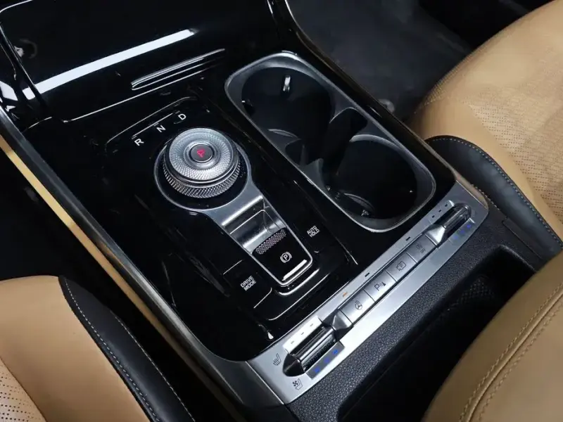 2022 Kia Carnival с пробегом 77 238 км