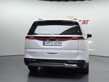 2022 Kia Carnival с пробегом 48 317 км