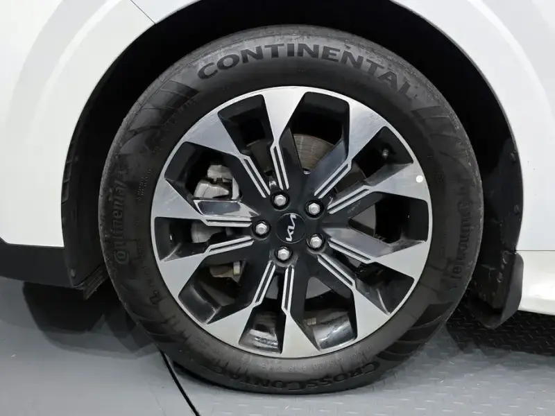 2022 Kia Carnival с пробегом 48 317 км