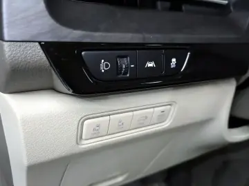 2022 Kia Carnival с пробегом 48 317 км