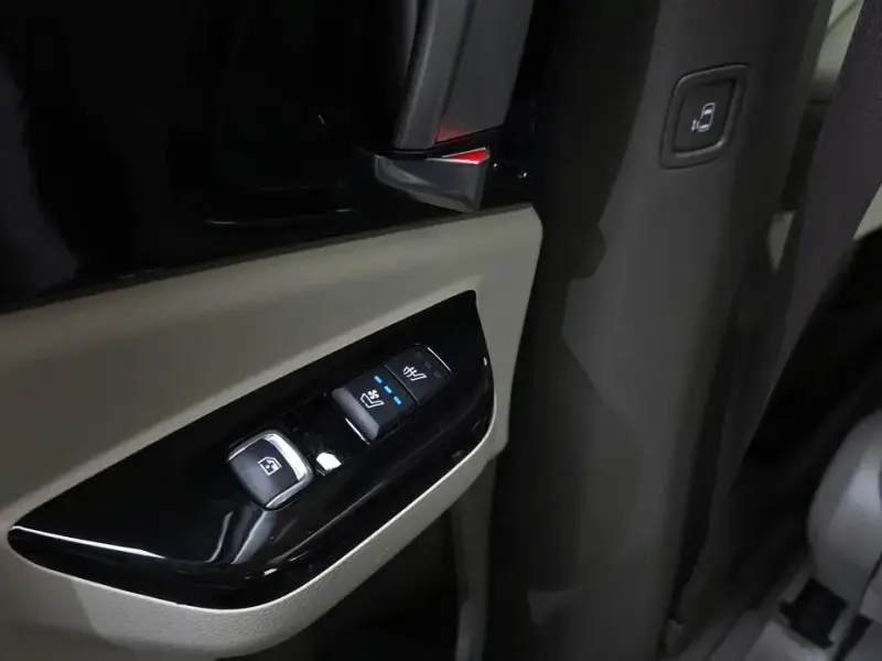 2022 Kia Carnival с пробегом 48 317 км