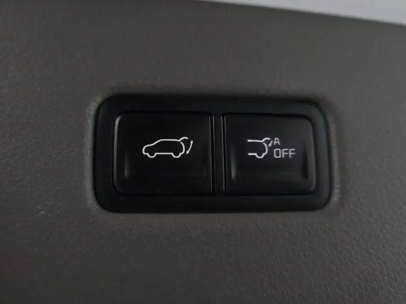 2022 Kia Carnival с пробегом 48 317 км