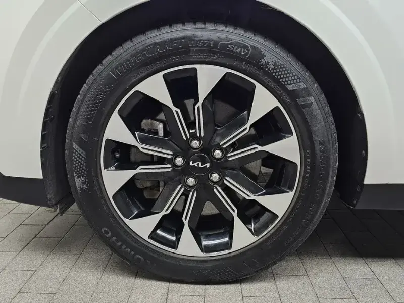 2022 Kia Carnival с пробегом 102 610 км
