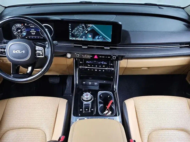 2022 Kia Carnival с пробегом 102 610 км