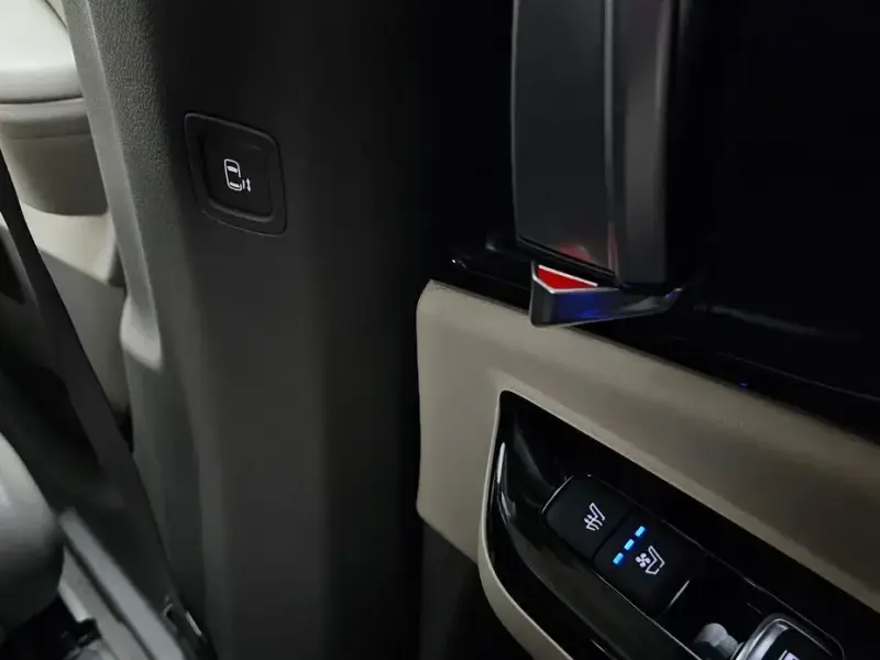 2021 Kia Carnival с пробегом 44 775 км