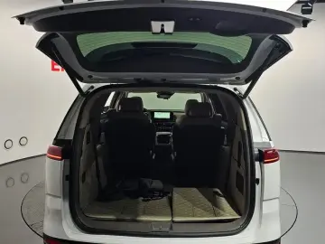 2021 Kia Carnival с пробегом 44 775 км