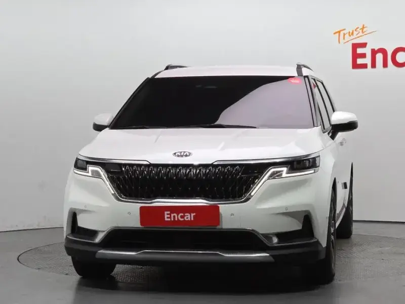 2021 Kia Carnival с пробегом 54 476 км