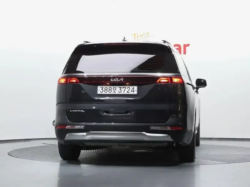 2023 Kia Carnival с пробегом 59 153 км