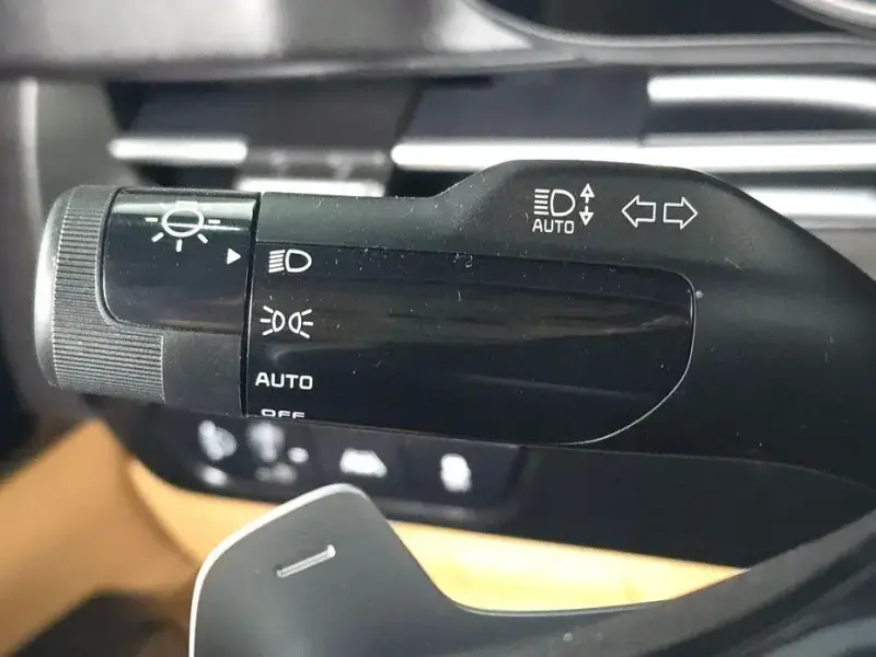 2021 Kia Carnival с пробегом 54 476 км
