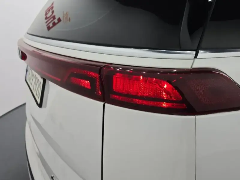 2021 Kia Carnival с пробегом 54 476 км
