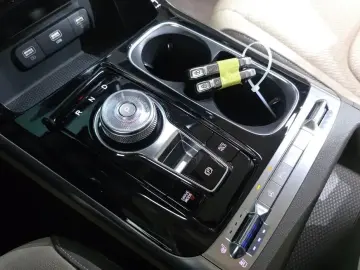 2023 Kia Carnival с пробегом 59 153 км
