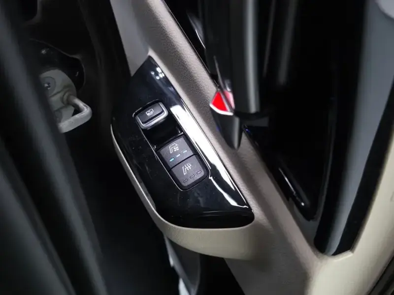 2023 Kia Carnival с пробегом 59 153 км