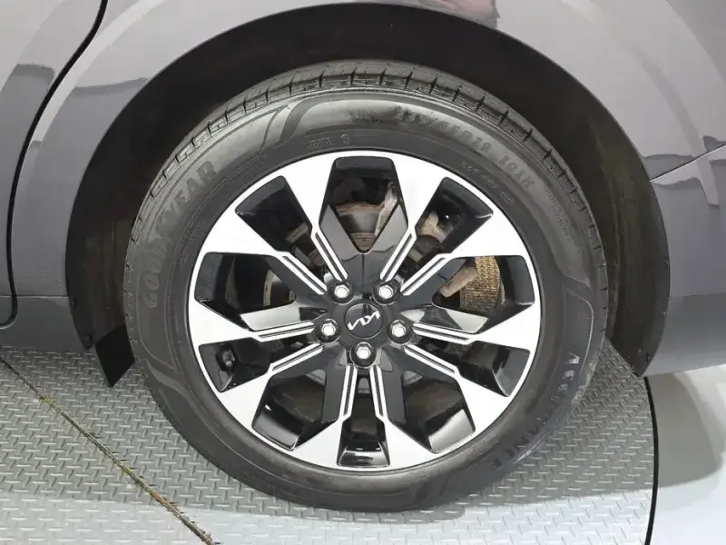 2023 Kia Carnival с пробегом 59 153 км