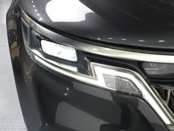 2023 Kia Carnival с пробегом 59 153 км