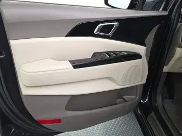 2023 Kia Carnival с пробегом 59 153 км