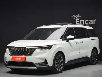 2023 Kia Carnival с пробегом 39 143 км