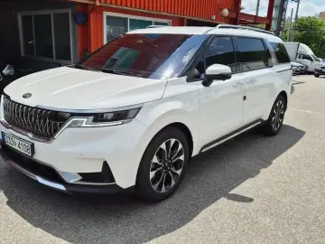 2021 Kia Carnival с пробегом 42 583 км