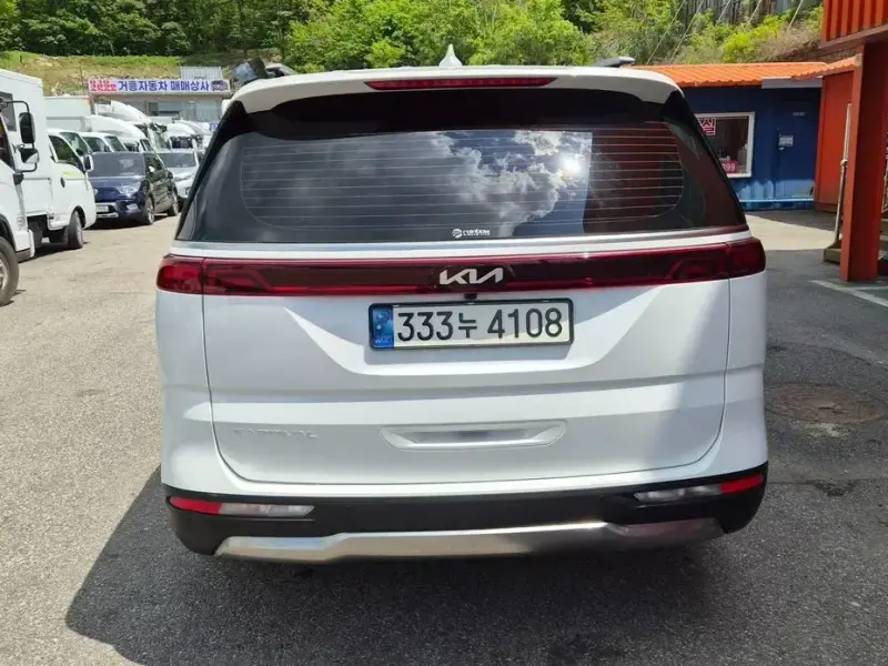 2021 Kia Carnival с пробегом 42 583 км
