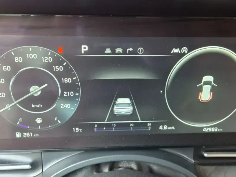 2021 Kia Carnival с пробегом 42 583 км