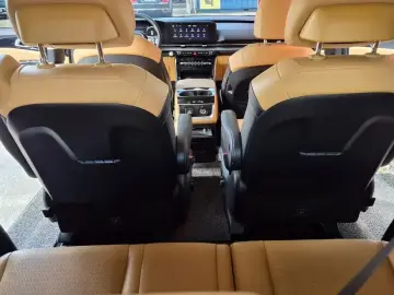 2021 Kia Carnival с пробегом 42 583 км