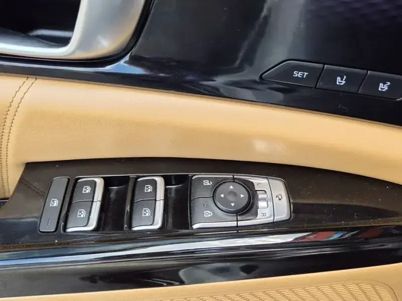 2021 Kia Carnival с пробегом 42 583 км