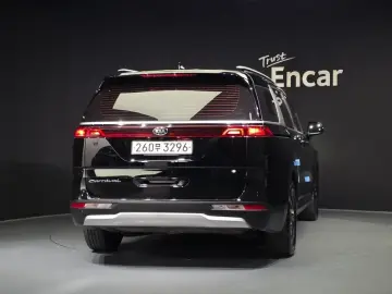 2021 Kia Carnival с пробегом 58 379 км