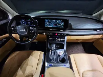 2022 Kia Carnival с пробегом 69 651 км