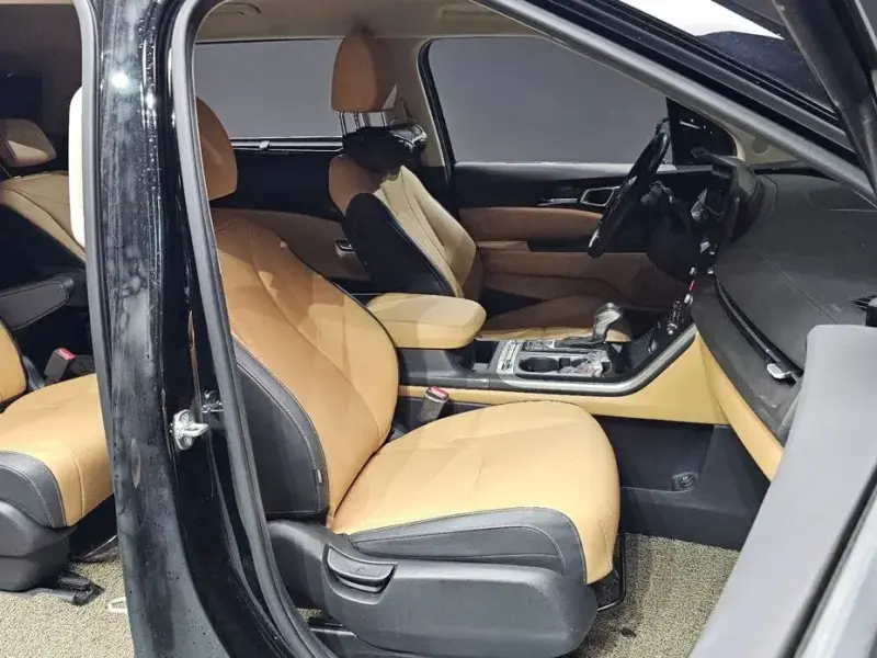 2022 Kia Carnival с пробегом 69 651 км
