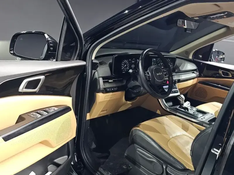 2022 Kia Carnival с пробегом 69 651 км