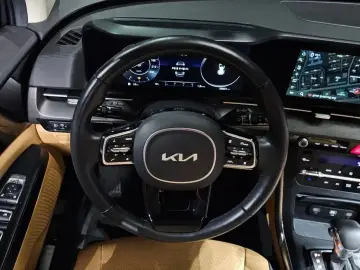 2022 Kia Carnival с пробегом 69 651 км