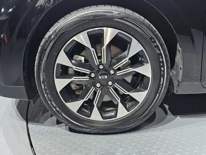 2021 Kia Carnival с пробегом 94 486 км