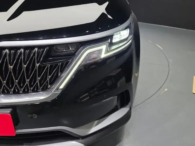 2021 Kia Carnival с пробегом 58 379 км