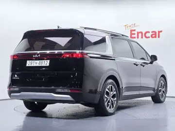 2022 Kia Carnival с пробегом 43 346 км