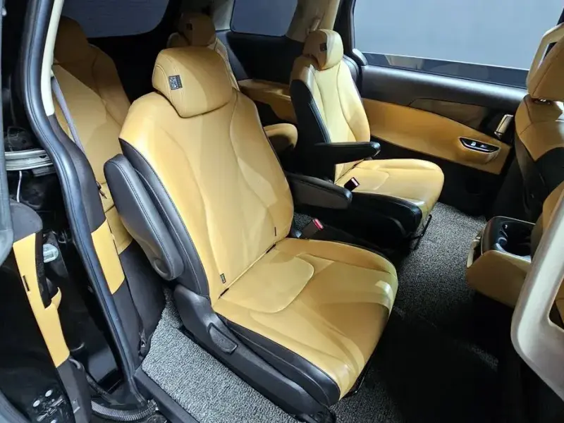 2021 Kia Carnival с пробегом 94 486 км