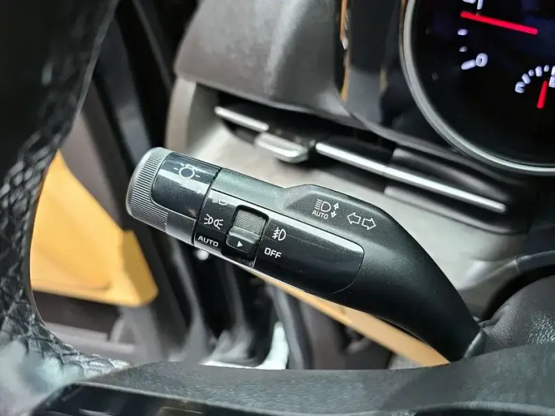 2021 Kia Carnival с пробегом 94 486 км
