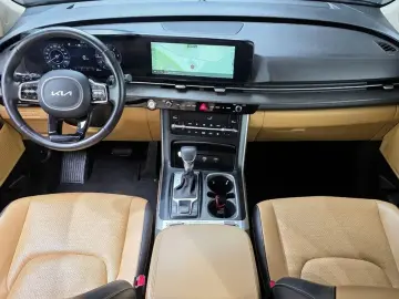 2023 Kia Carnival с пробегом 71 710 км