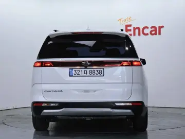 2021 Kia Carnival с пробегом 88 241 км