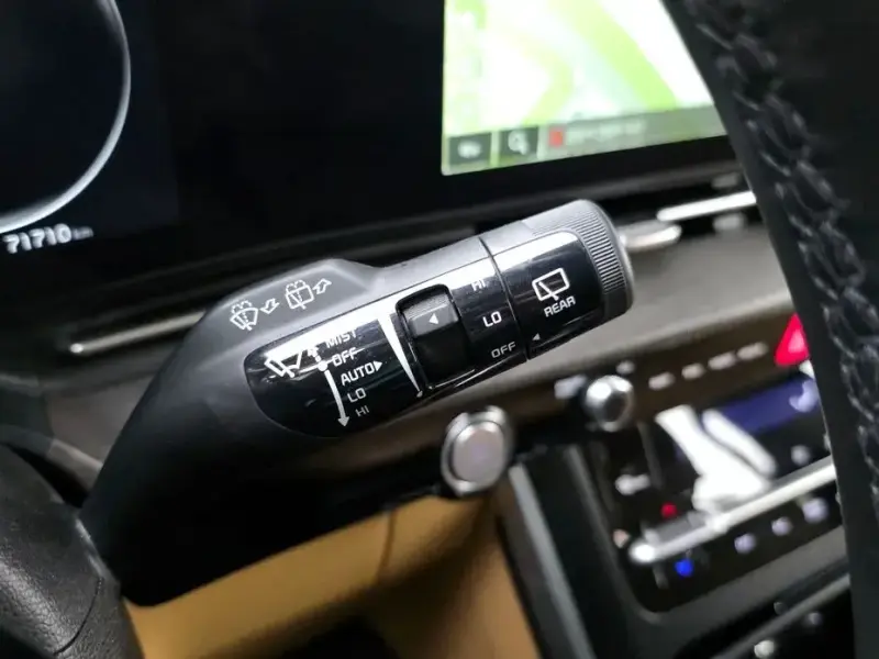 2023 Kia Carnival с пробегом 71 710 км