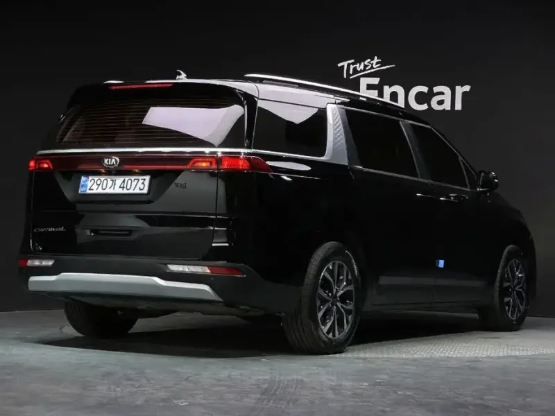 2021 Kia Carnival с пробегом 109 383 км